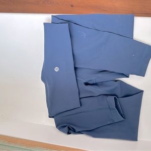 Blue lulu align leggings